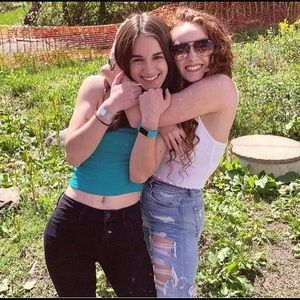 Meet your Posher, Carly